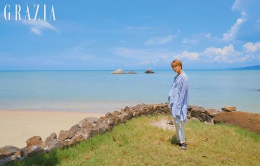 Superjunior成员利特最新时装照湿身清凉享悠闲时光