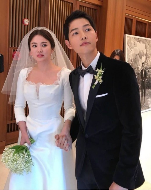 宋仲基和宋慧乔历时一个月离婚调解程序已完成