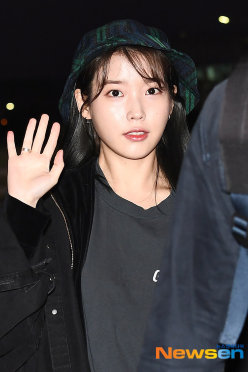 IU