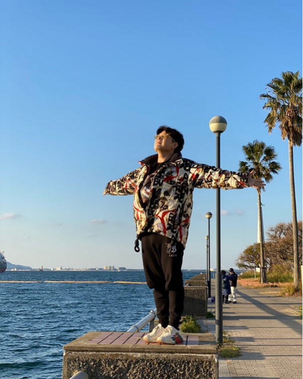 Superjunior成员神童晒近照展示了成功减肥后的帅气容貌
