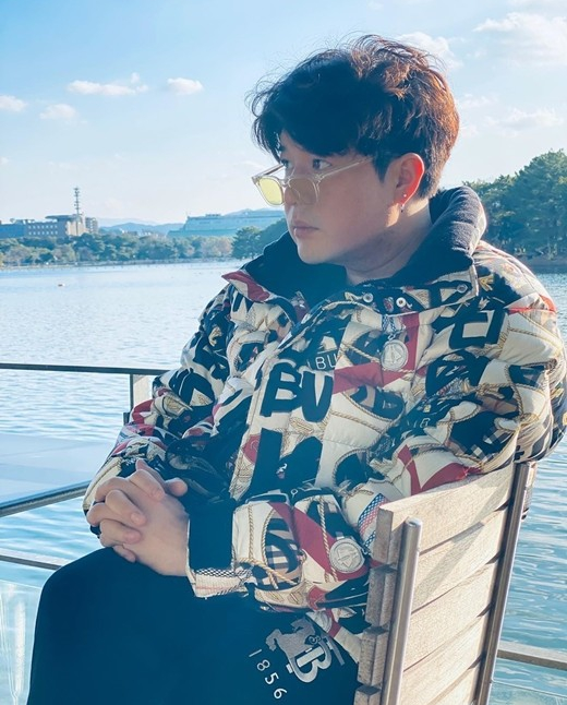 Superjunior成员神童晒近照展示了成功减肥后的帅气容貌