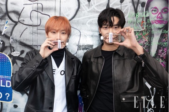 SF9成员金路云与金仁诚