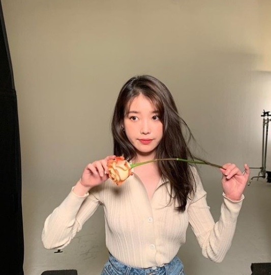IU