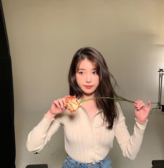 IU