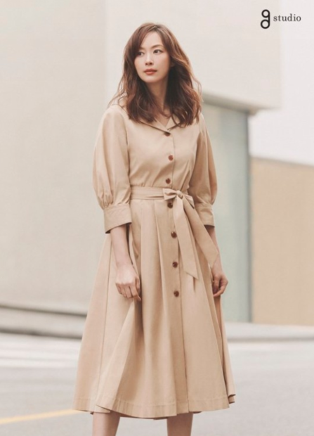 李娜英