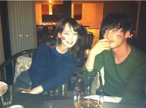 元斌与李奈映