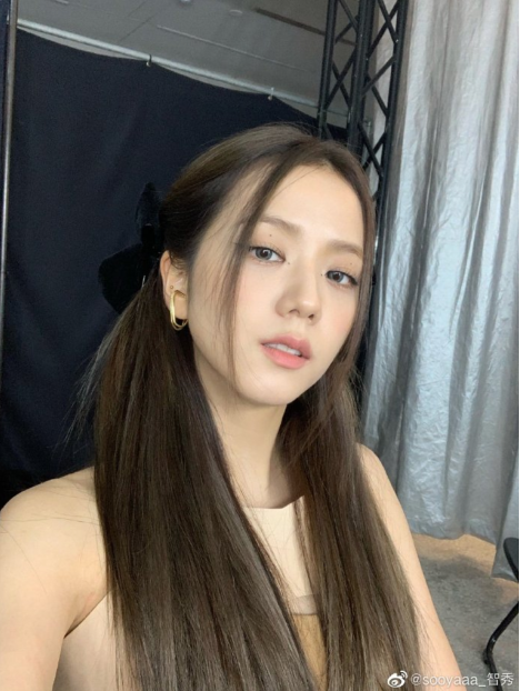 BLACKPINK成员智秀