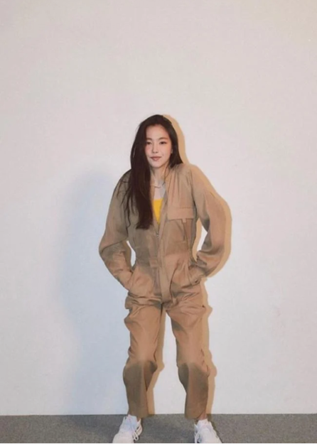 APink成员孙娜恩