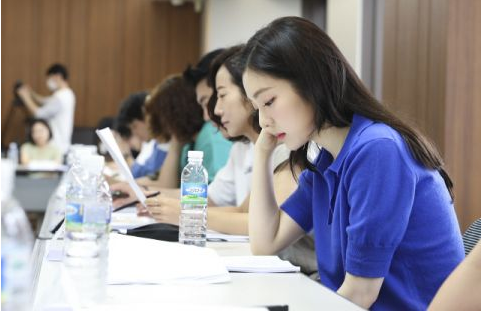 Irene与申承浩