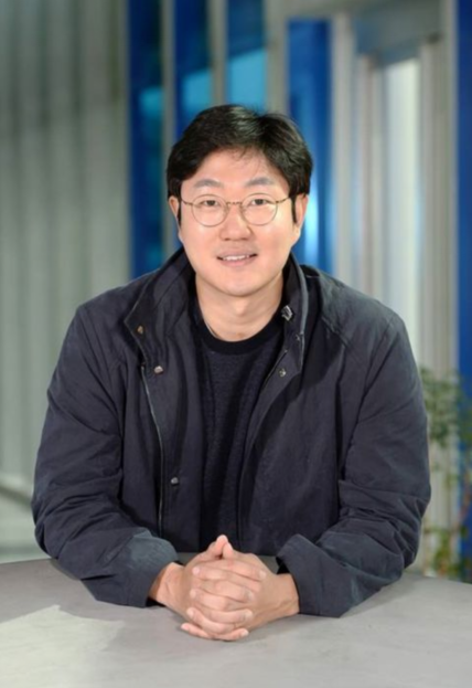 郑东允