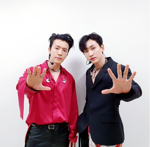  Super Junior-D&E 的东海&银赫