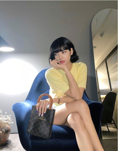 BLACKPINK成员LISA