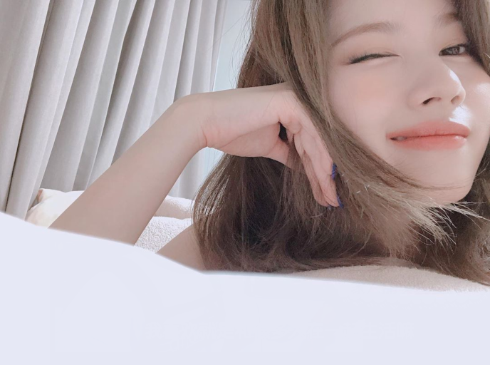 TWICE成员Sana