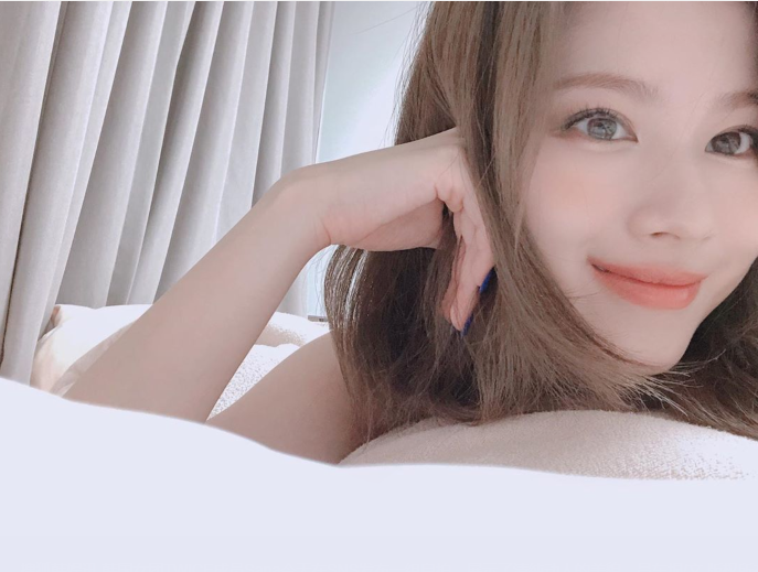 TWICE成员Sana