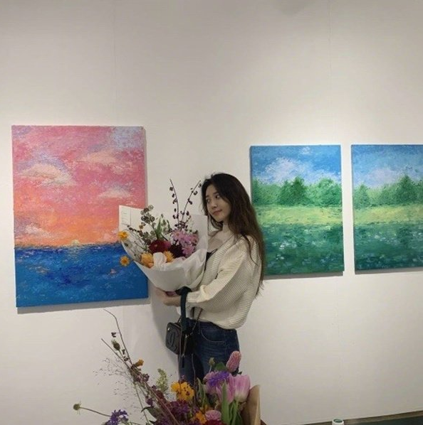 Girl's Day YURA