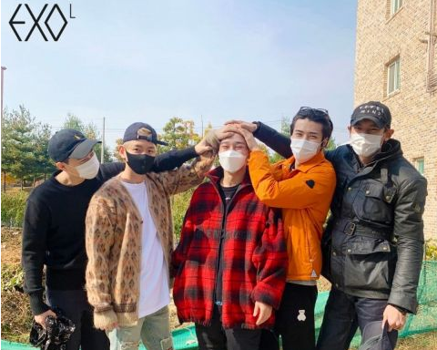 EXO