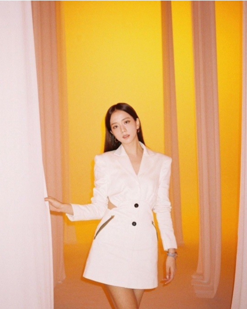 BLACKPINK成员JISOO