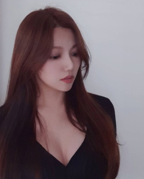 李彩英