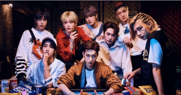 Stray Kids