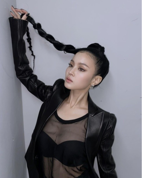 李夏怡