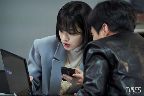 李瑞镇、李周映