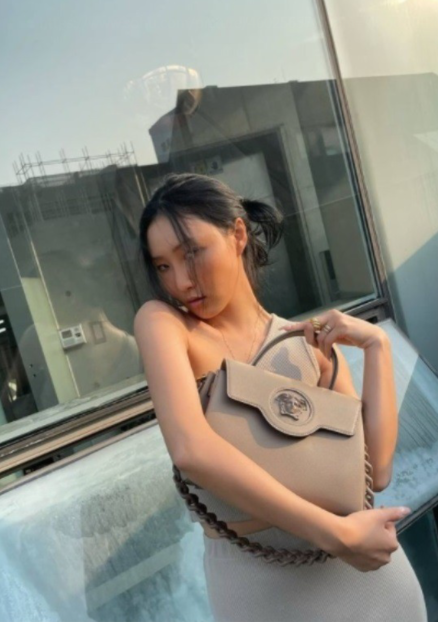 MAMAMOO成员华莎