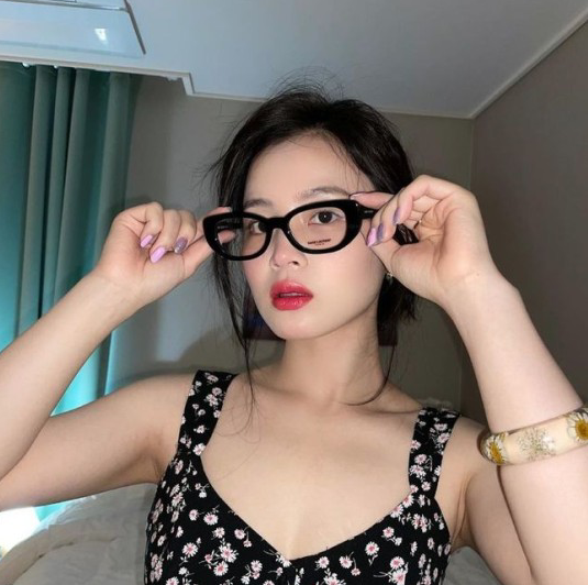 李夏怡