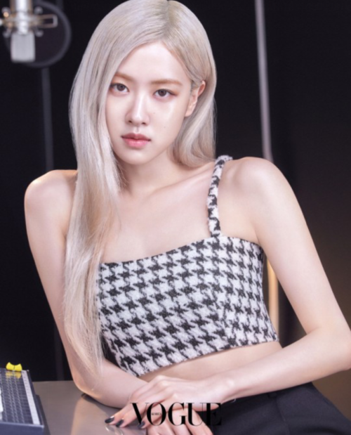 BLACKPINK成员ROSÉ