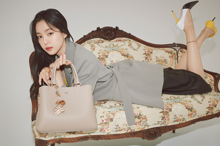 Apink成员孙娜恩