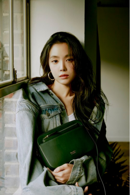 Apink成员孙娜恩