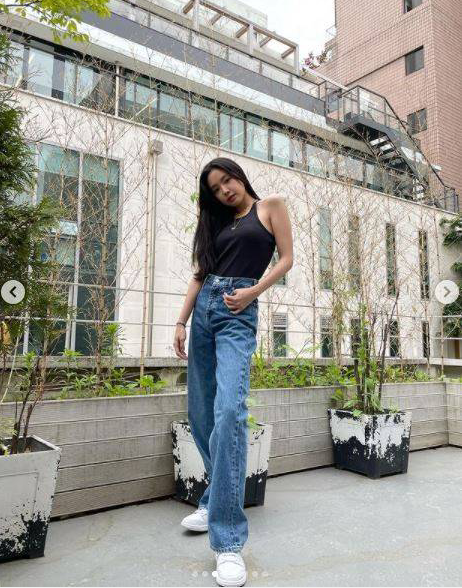Apink成员孙娜恩