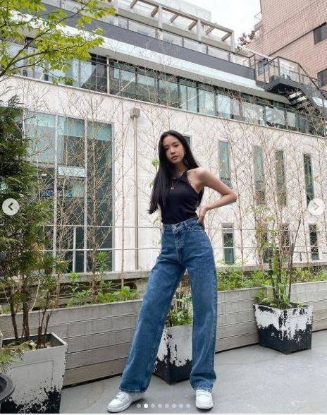 Apink成员孙娜恩