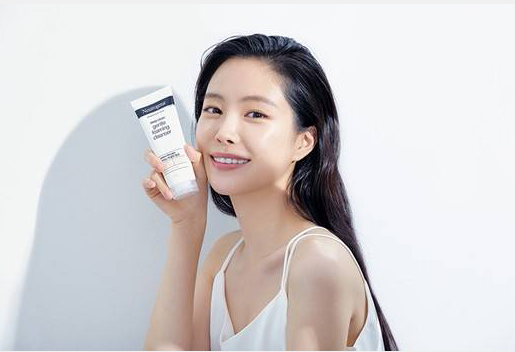  Apink成员孙娜恩