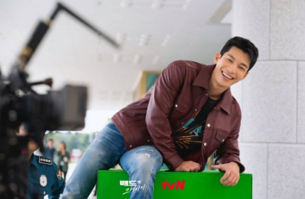 金高银、南志铉、朴持厚