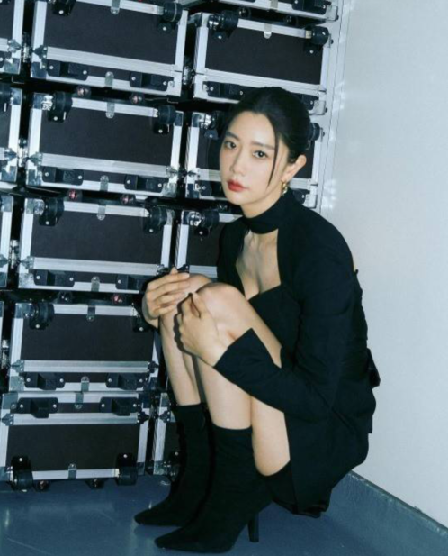 韩国女艺人Clara