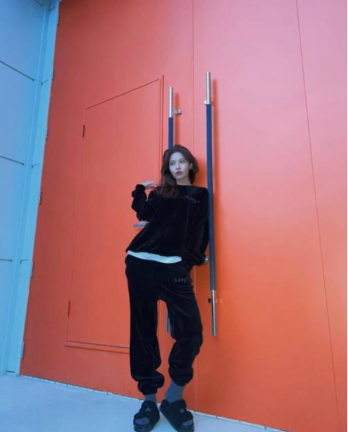 少女时代成员崔秀英