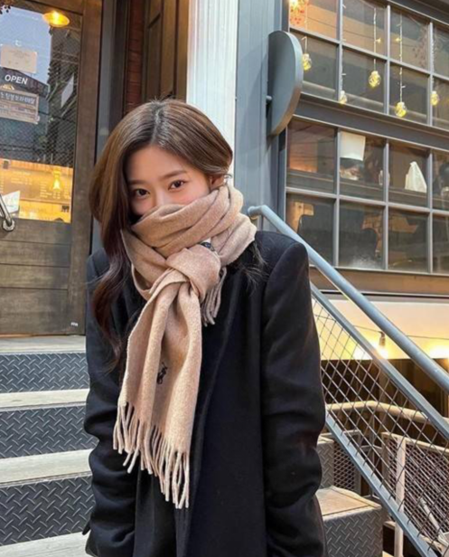 韩国女艺人金珉周