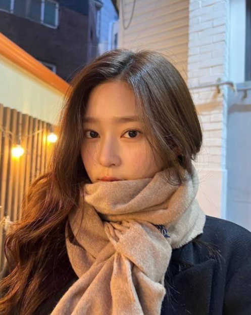 韩国女艺人金珉周