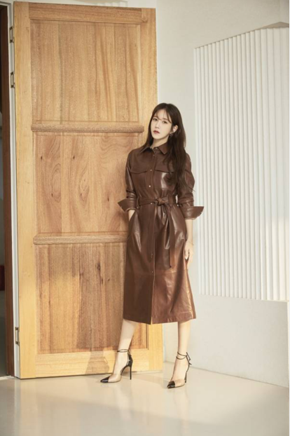 韩国女艺人李智雅