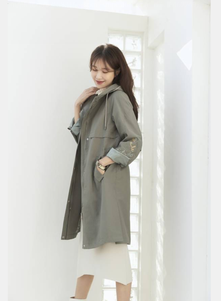 韩国女艺人李智雅