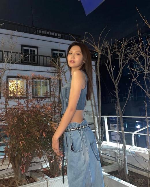 少女时代成员崔秀英