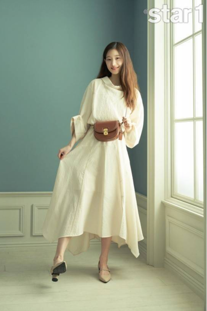 韩国女艺人郑采妍