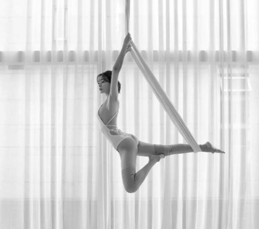 AOA原成员徐酉奈