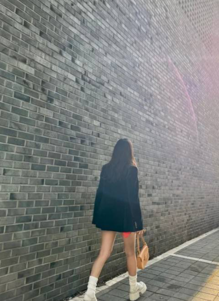 韩国女艺人郑秀晶