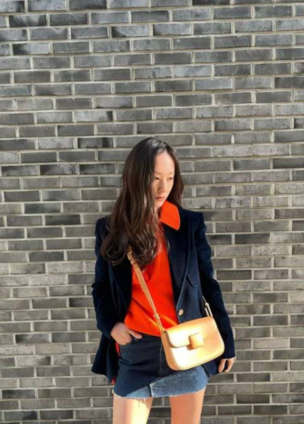 韩国女艺人郑秀晶