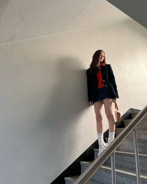 韩国女艺人郑秀晶