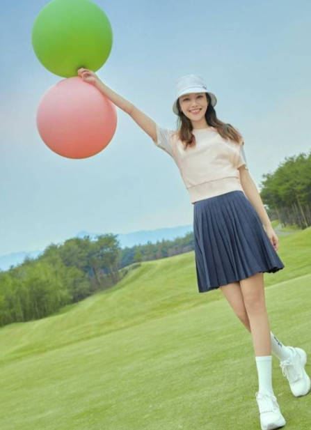 少女时代成员崔秀英