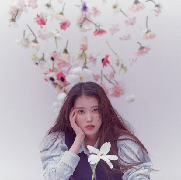 IU
