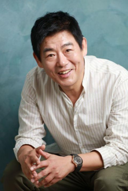 姜河那、河智苑、尹汝贞、成东镒