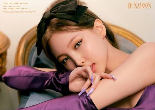 TWICE成员林娜琏